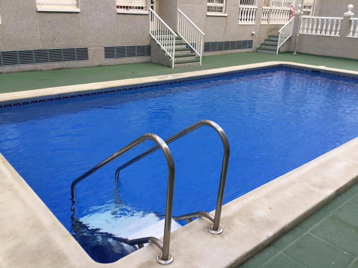 Apartament Montana Torrevieja Exterior foto